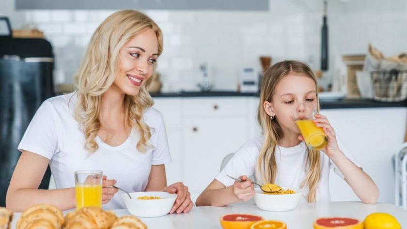 De ce micul dejun nu trebuie să lipsească în viața copiilor