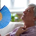 De ce transpiri mai mult după 40 de ani. Cele mai frecvente cauze ale transpirației excesive