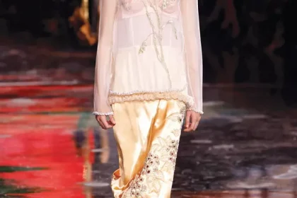 Cum să creezi ținute de zi trendy și delicate