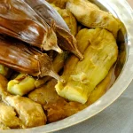 Cum coci vinetele ca să nu se înnegrească. Trucurile pentru o salată deschisă la culoare și cremoasă