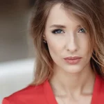 Coșurile reapar după 30 de ani? Motivele pentru care acneea adultă poate deveni o problemă tocmai când nu te aștepți