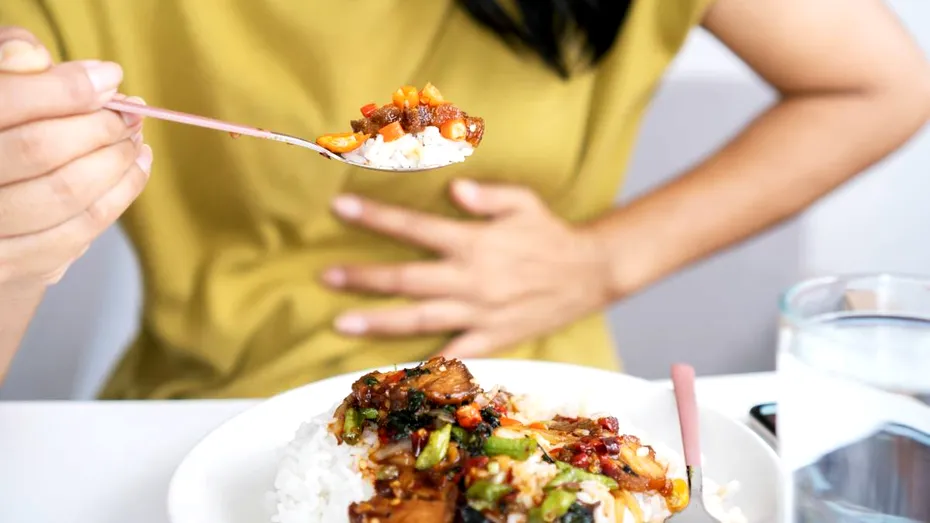 Ce să mănânci dacă ai reflux gastric. Alimentele și băuturile care pot reduce arsurile la stomac